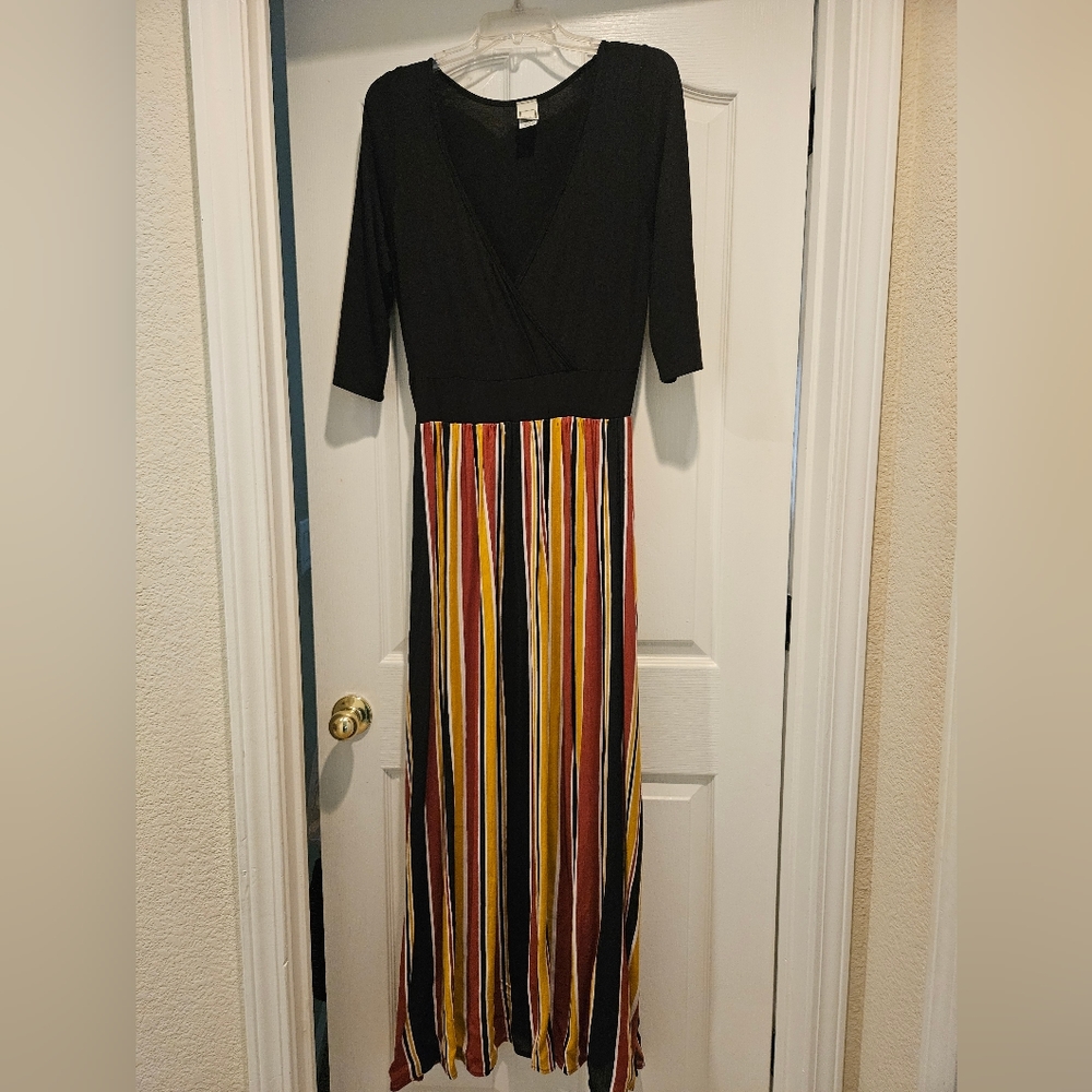 Lilian 3/4 sleeve long dress, v neck, slits on both sides, Forever 21+, size 0x